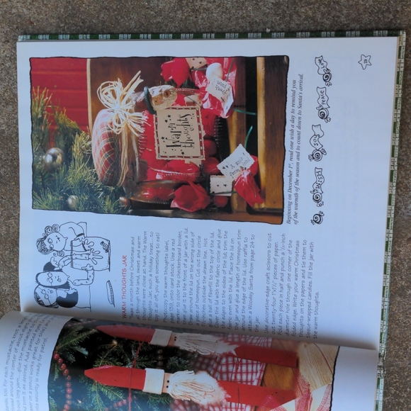 Gooseberry Patch Christmas Book 3 Leisure Arts Recipes Holiday Gift Giving Ideas - Picture 7 of 16